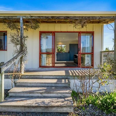 Cottage On Rutherford - Waikanae Holiday Home Bagian luar foto