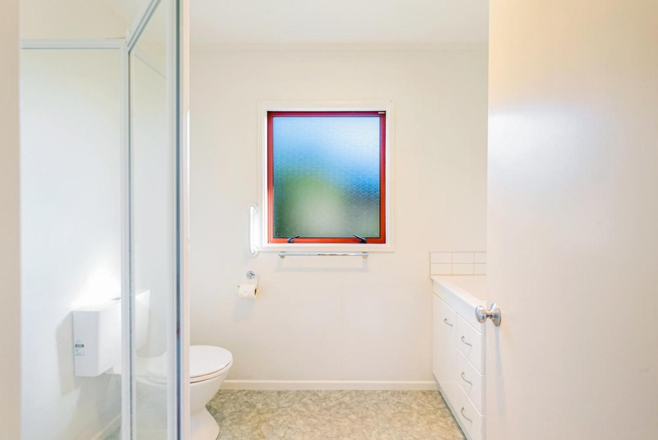 Cottage On Rutherford - Waikanae Holiday Home Bagian luar foto