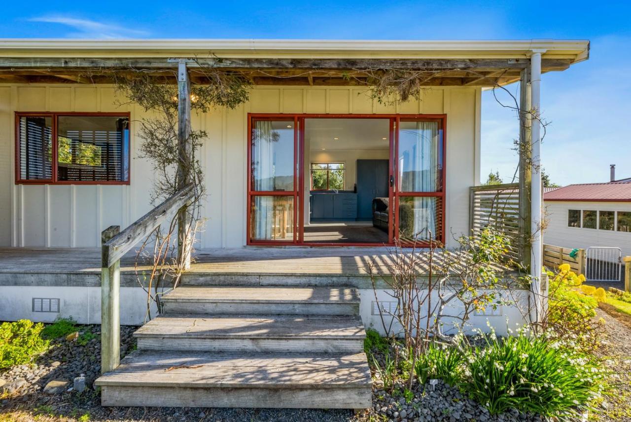 Cottage On Rutherford - Waikanae Holiday Home Bagian luar foto
