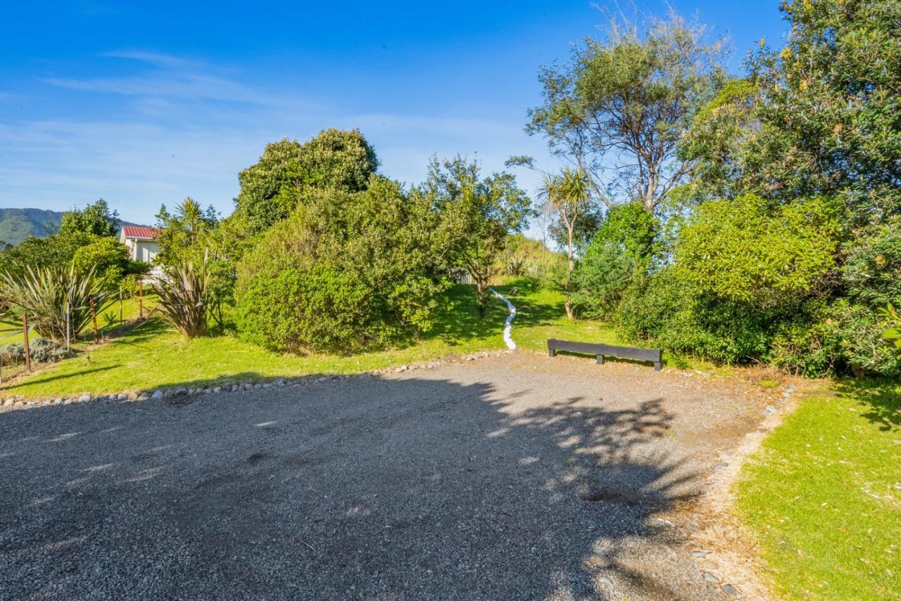 Cottage On Rutherford - Waikanae Holiday Home Bagian luar foto